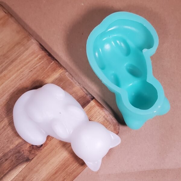 Le chat sur le dos - Moule en silicone – Image 2