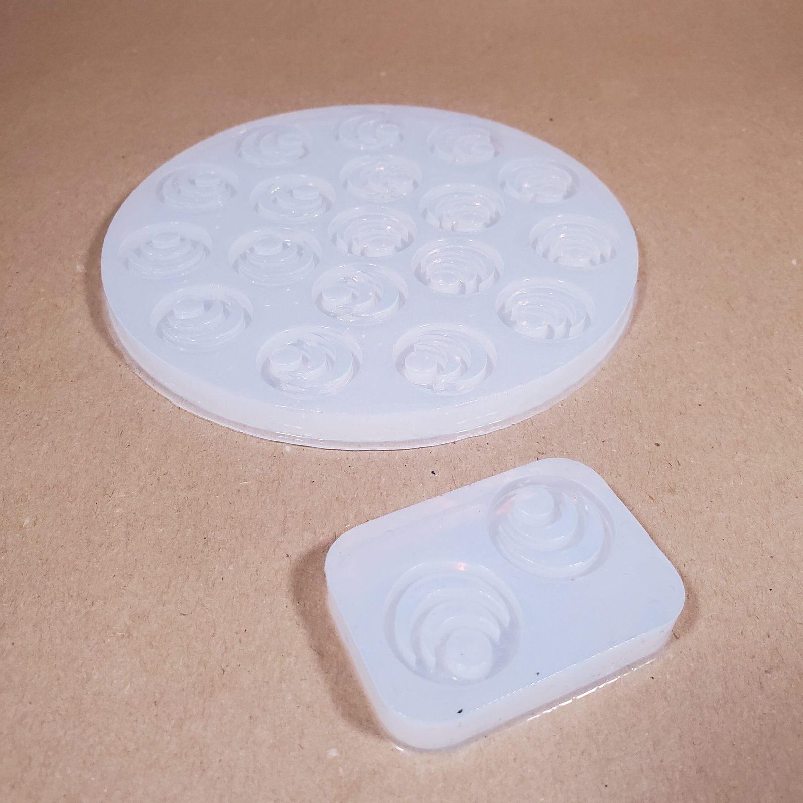 Moule à pampille - boucle d'oreille Rond – Image 4