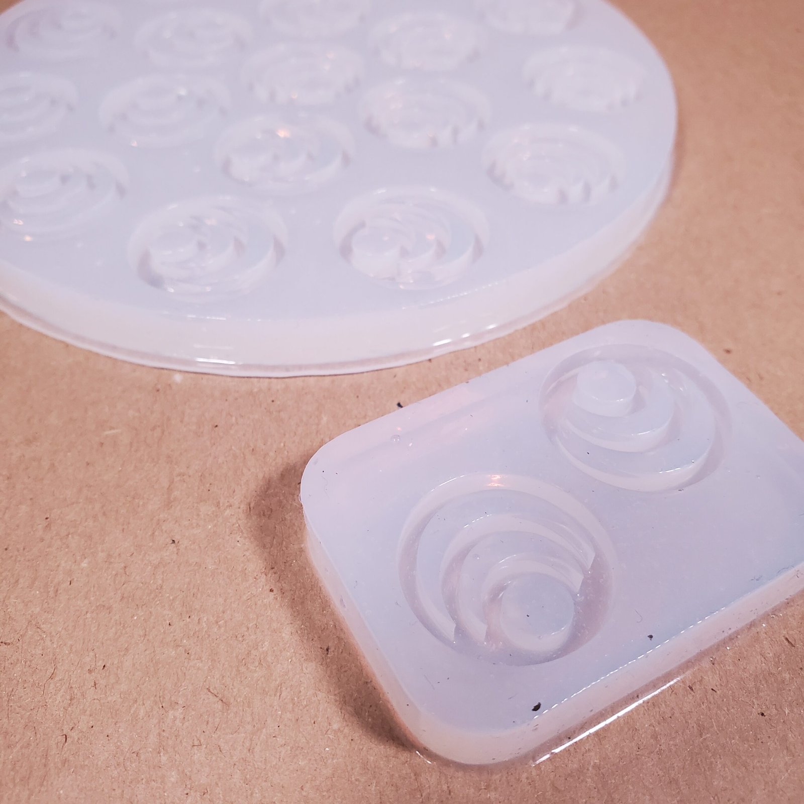 Moule à pampille - boucle d'oreille Rond – Image 3