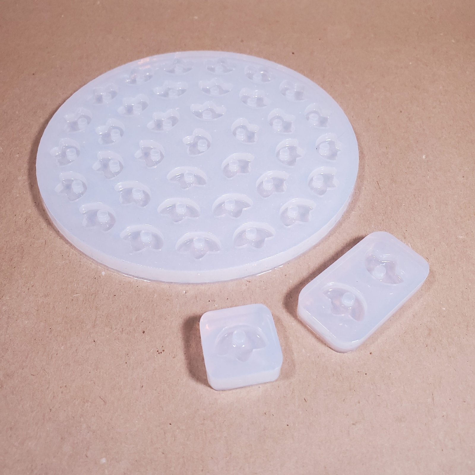 Moule à pampille - boucle d'oreille Mini Pétale – Image 4